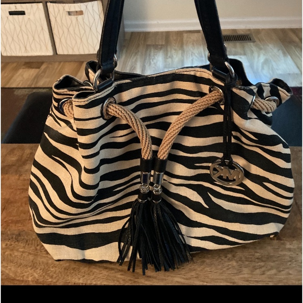 Michael Kors purse